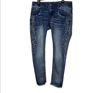 Women’s Miss Me Skinny Ankle Jeans Frayed  Hem size 26